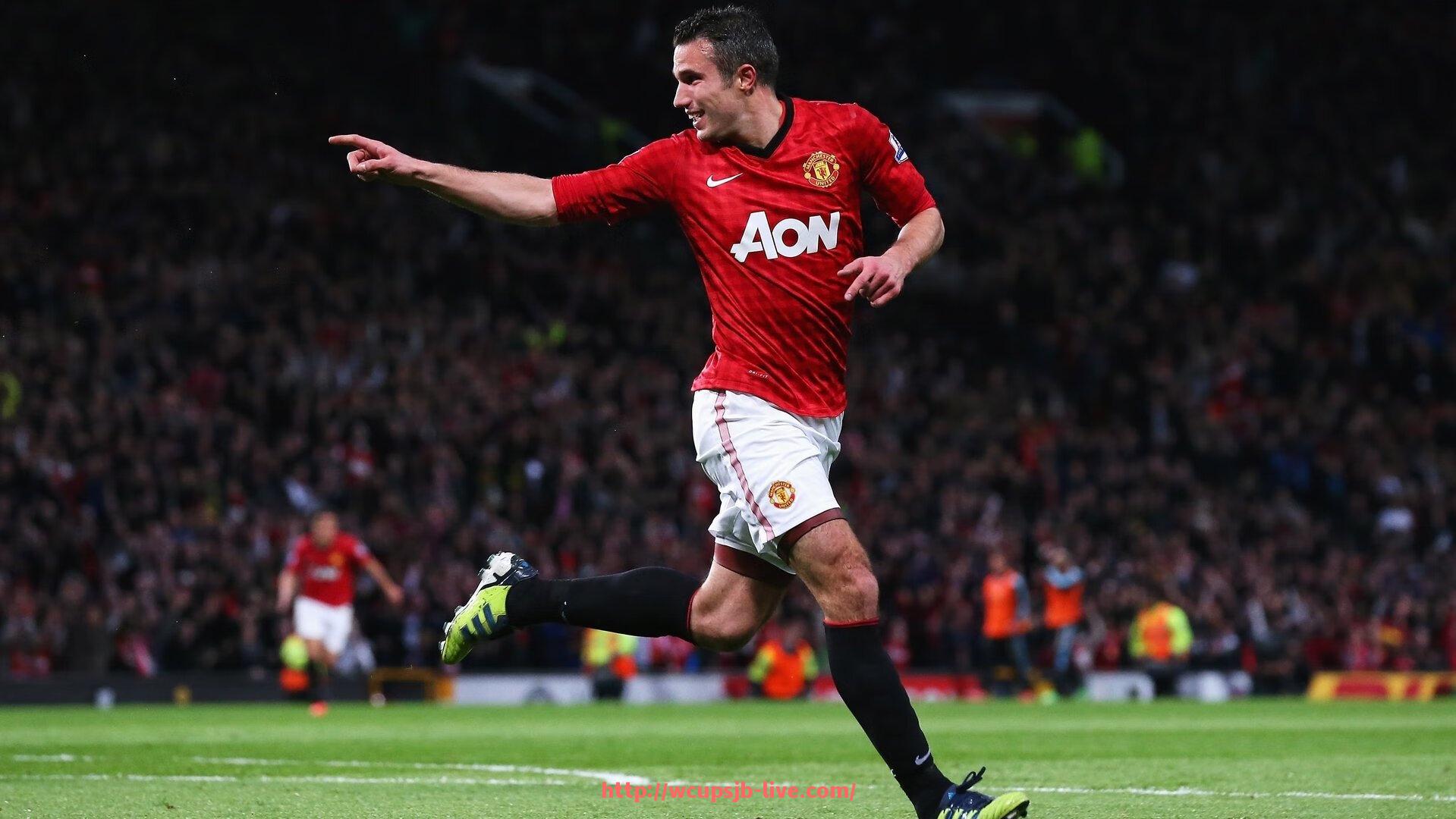 世俱杯直播-足球交叉跑位在战术执行中起到什么作用?(足球交叉换位战术)